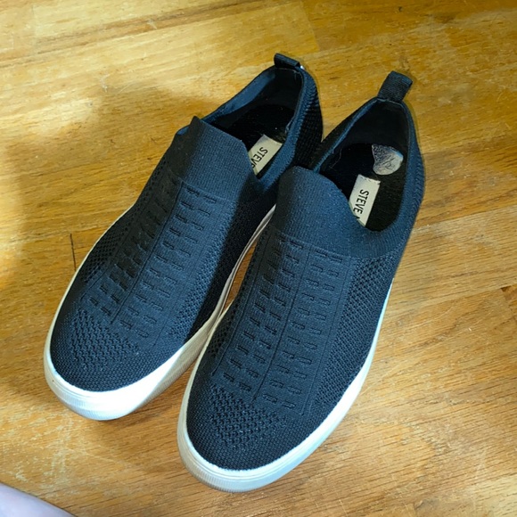 STEVE MADDEN Daray black slip on sneakers - Picture 1 of 7